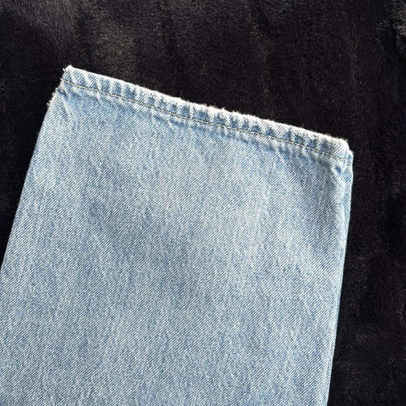 Levi size 26, ‘94 Baggy straight leg light wash jean pant - Picture 3 of 8